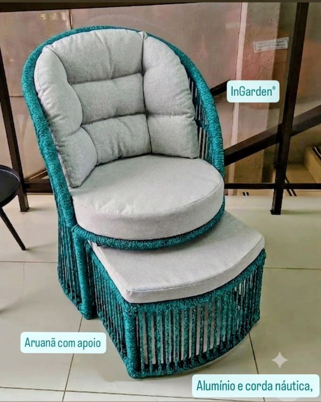 Poltrona Aruana